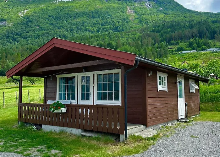 Strynsvatn & Stryn
