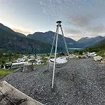 Strynsvatn & * Stryn